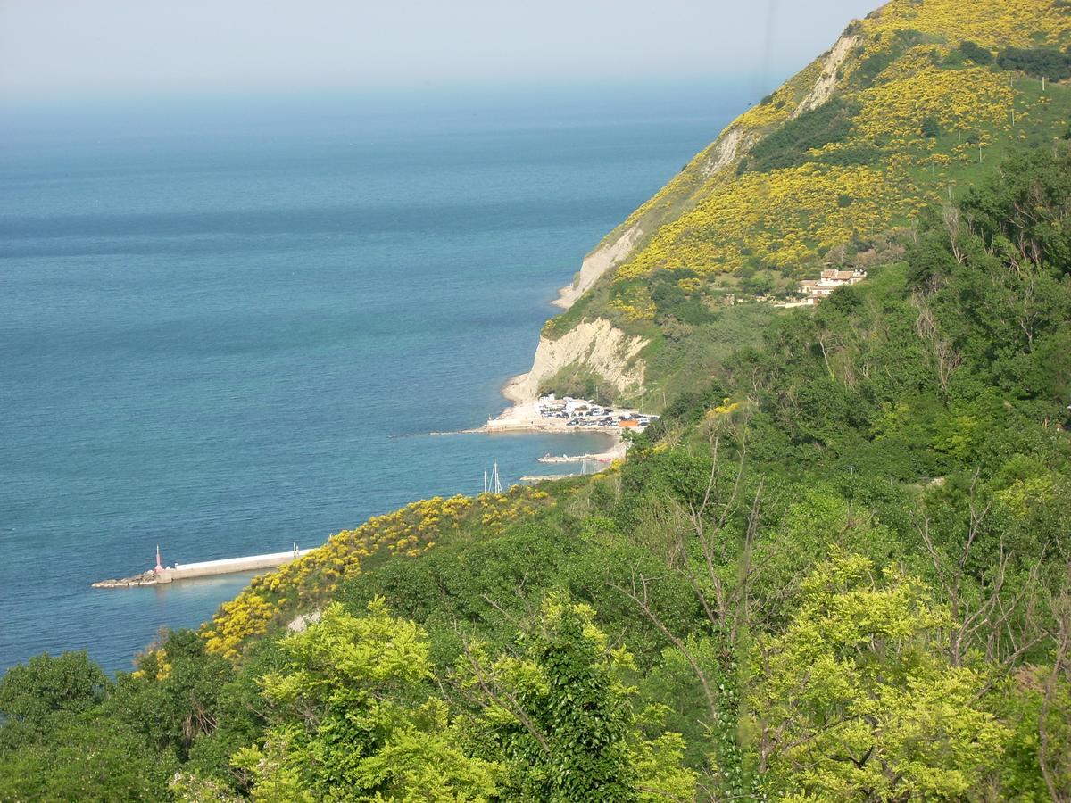 Aparthotel Casamare Gabicce Gabicce Mare Exterior foto